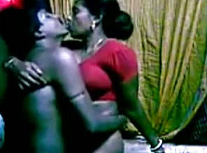 Huge titted Mumbai Inexperienced Dark haired Wife Gets Torn up from behind
