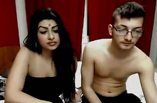 Some Nerdy Stud Is Screwing a super hot milf in front Of the web cam