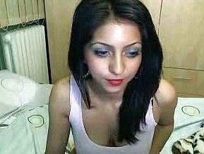 Splendid Chesty inexperienced Indian Webcam gal plays With Her milk cans